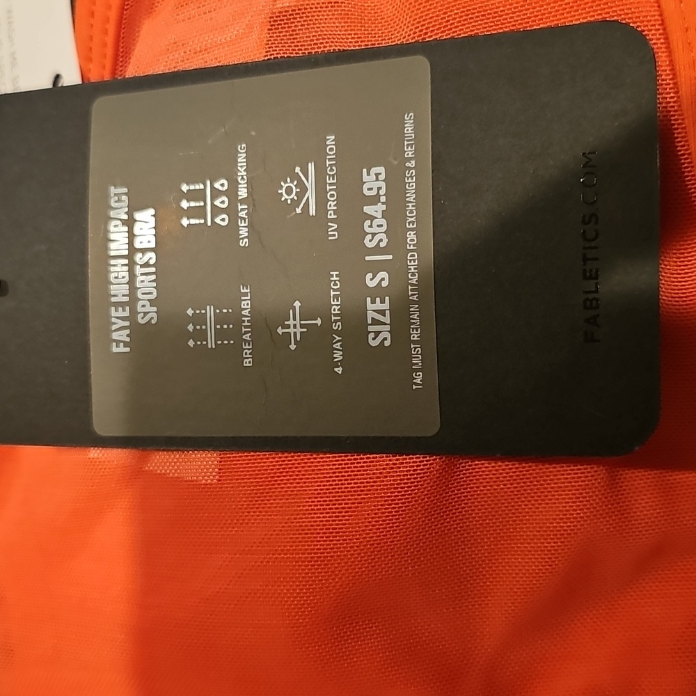 NWT Fabletics 2 piece coral outfit - Picture 11 of 11